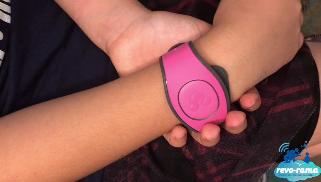 revo-rama-magic-bands-wands-taputapu-walt-disney-world-universal-orlando