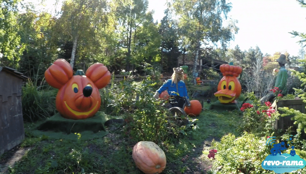 revo-rama-disneyland-paris-halloween-2017-Val-d-Europe-Centre-Commercial-Micromania-Apple-Pandora-Residhome-2017